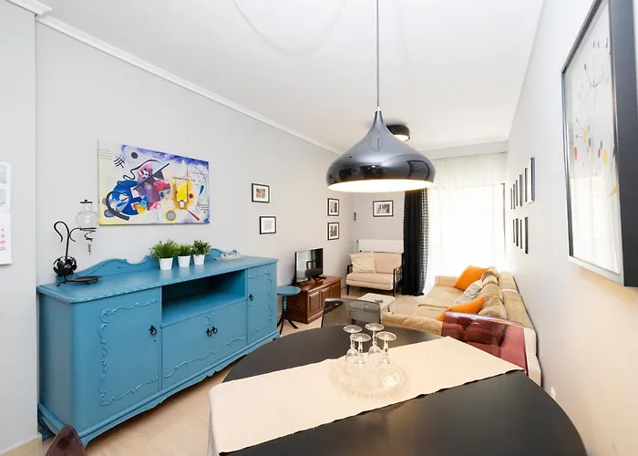 Four Reasons Apts Ntepo * Salonicco