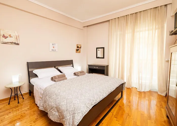 Appartamento Four Reasons Apts Ntepo